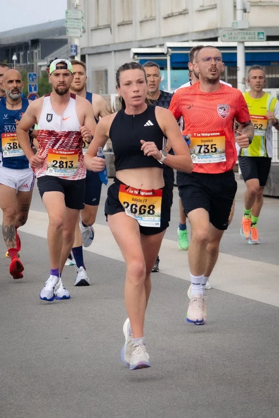 Coureurs du club sur une course sur route