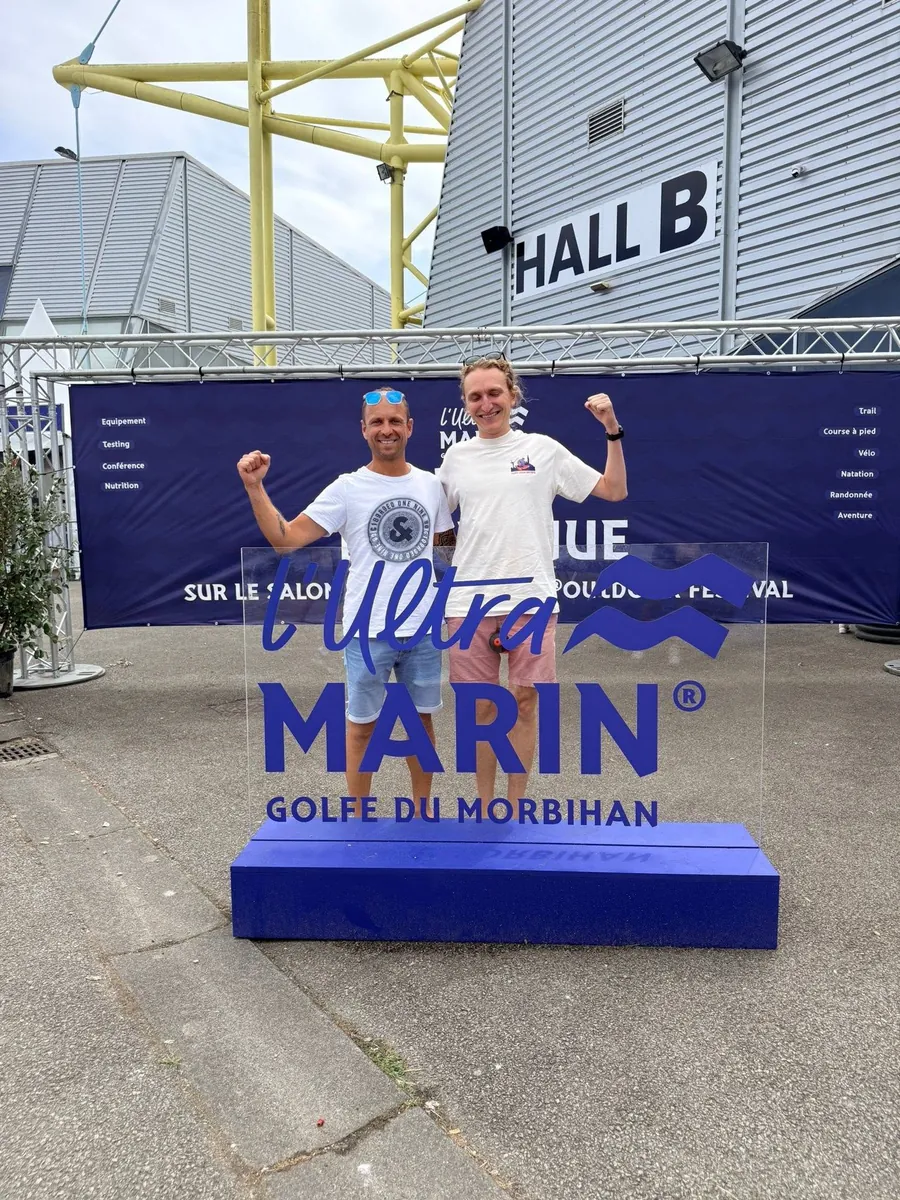 Deux membres du club à l'Ultra Marin, golfe du Morbihan